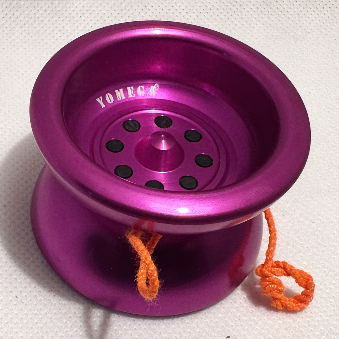 Vintage Yomega Blazer Yo-Yo- Purple Aluminum - Excellent Condition — view 3