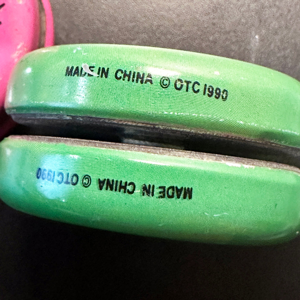 Lot of two Collectable Vintage Chinese Tin Yo-Yo s Fair Condition — view 4