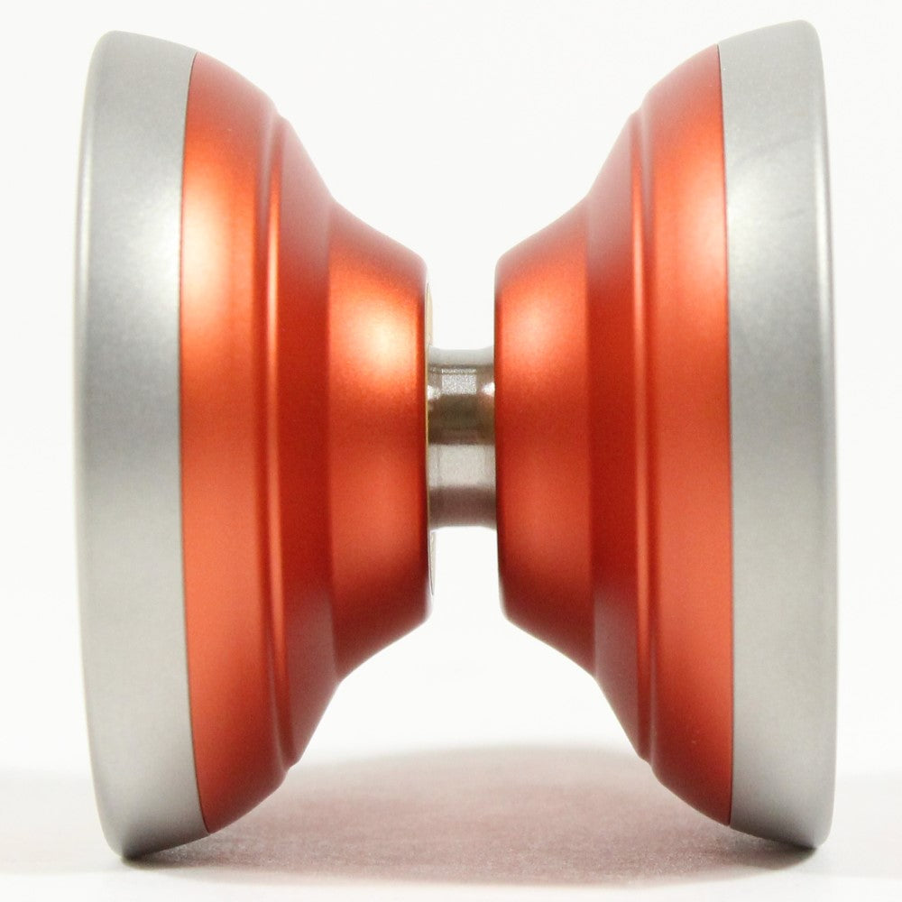 Caribou Lodge Akita Yo-Yo - Signature of Mark Mangarin YoYo — view 4