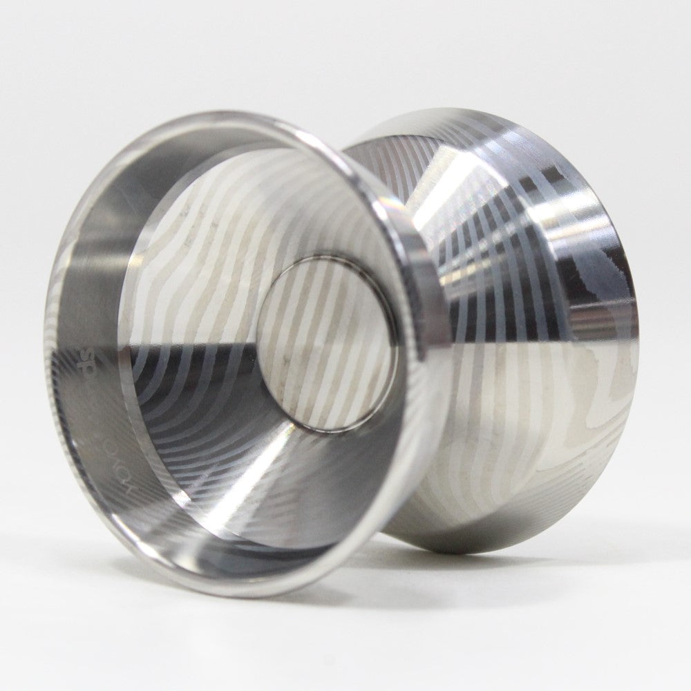 yoyofriends Damascus FS Yo-Yo - "Full Size" Damascus Steel Yo-Yo — view 4