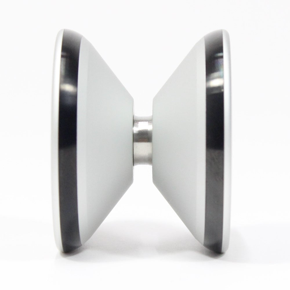 Sengoku Hideyoshi Yo-Yo - Tri-Metal YoYo — view 3