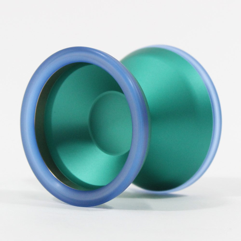 Unparalleled Distortion Yo-Yo - Tri-Material - Daniel Kim Signature YoYo — view 5