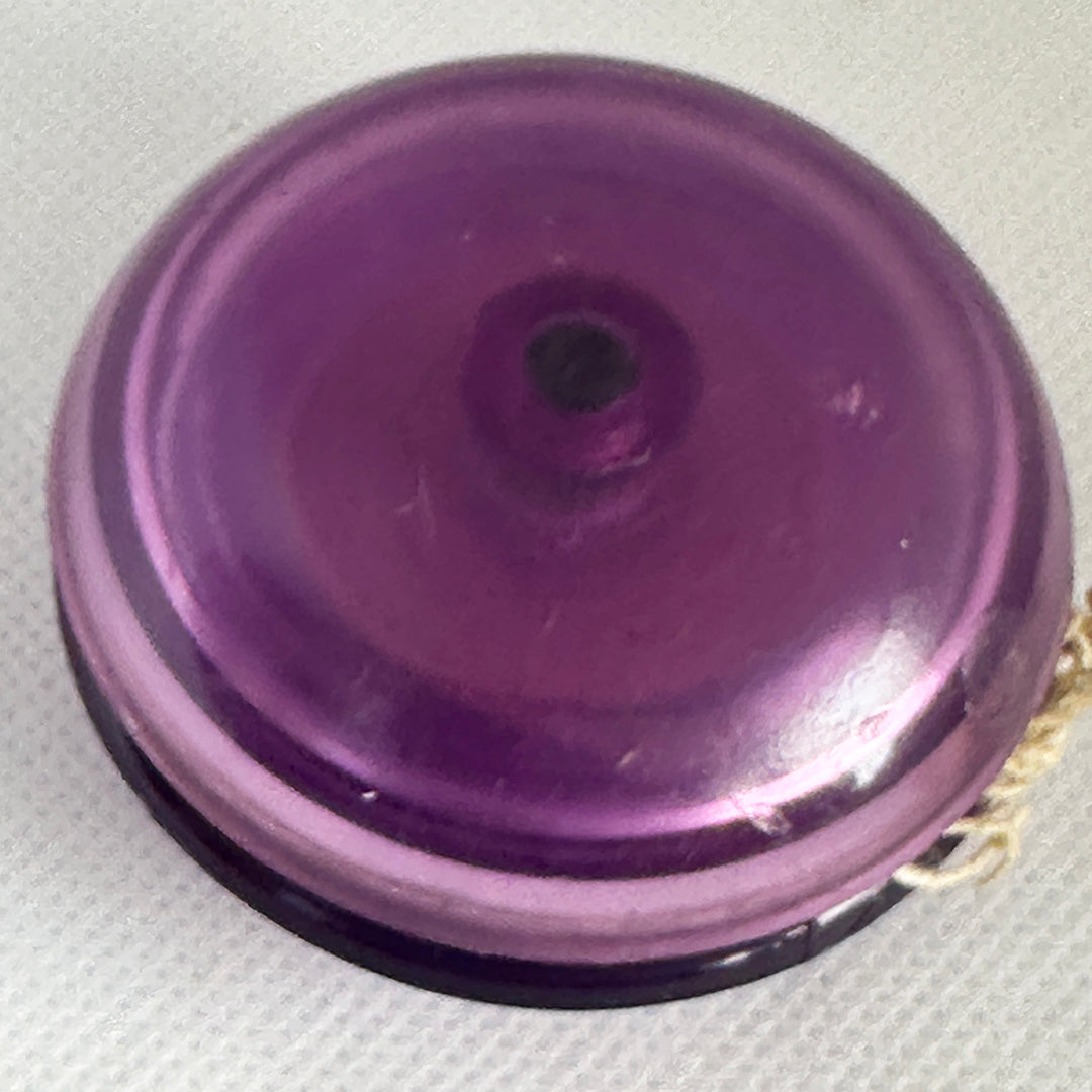 Vintage Duncan Fluer-de-lis Imperial Yo-Yo -Purple- Fair/Good Condition-Made in USA — view 2
