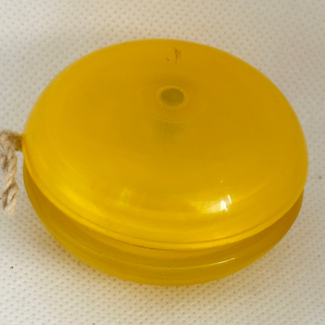 Vintage Duncan Fluer-de-lis Imperial Yo-Yo -Yellow- Good Condition-Made in USA — view 3