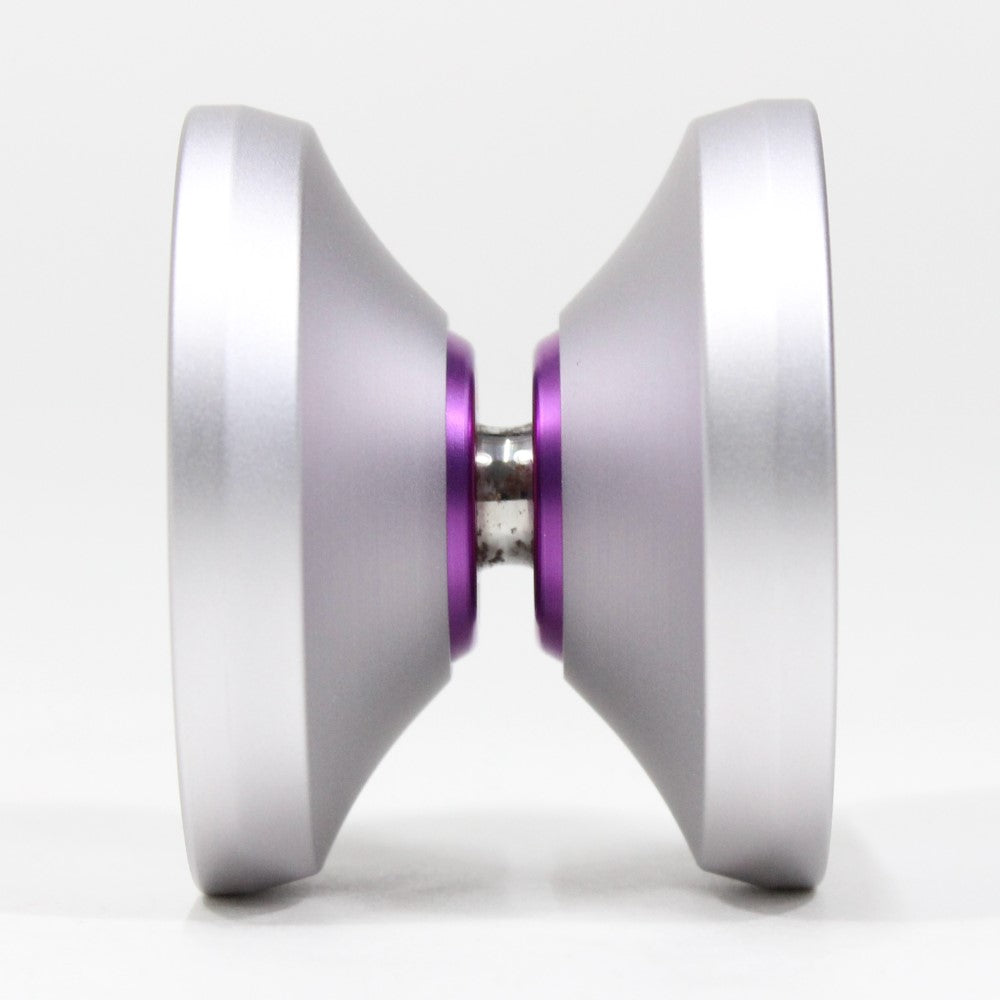 Freshly Dirty Snapdragon Yo-Yo - 6061 Aluminum YoYo with Stem System — view 4