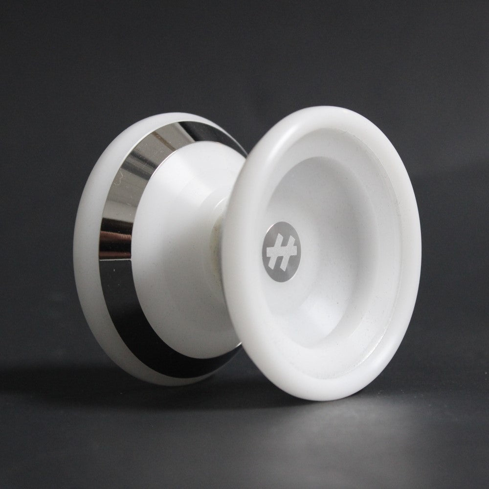 Unparalleled Notion Yo-Yo -Colin Beckford Signature Hybrid YoYo — view 3