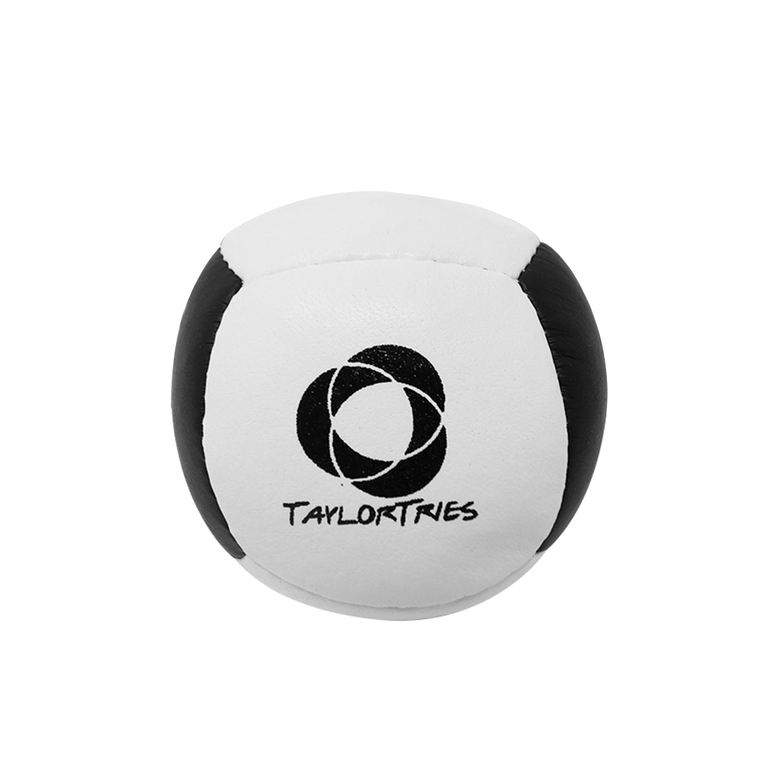 Taylor Tries Signature Beginner Juggling Ball - 6 Panel Ball - 110 grams 62mm - Single Ball (1) — view 2