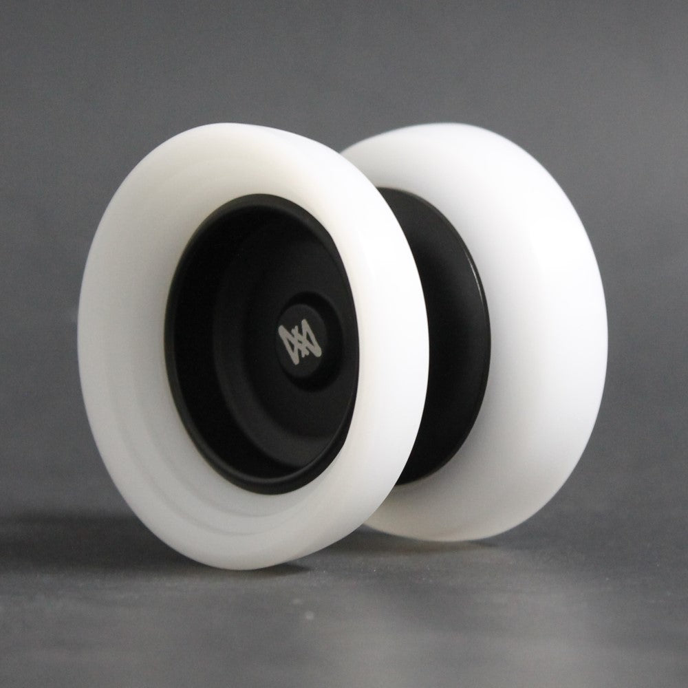 Freshly Dirty Mod44 Gen 2 C Bearing Yo-Yo - Interchangeable Delrin Rims - Aluminum YoYo — view 3