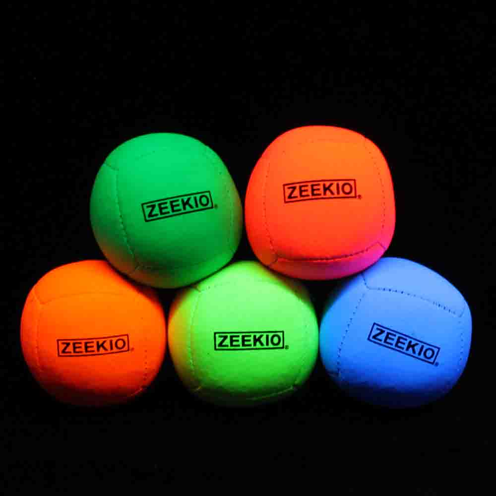 Zeekio Lunar Juggling Balls - 110g Professional UV Reactive 6 Panel Ball - Pack of 3 β view 5