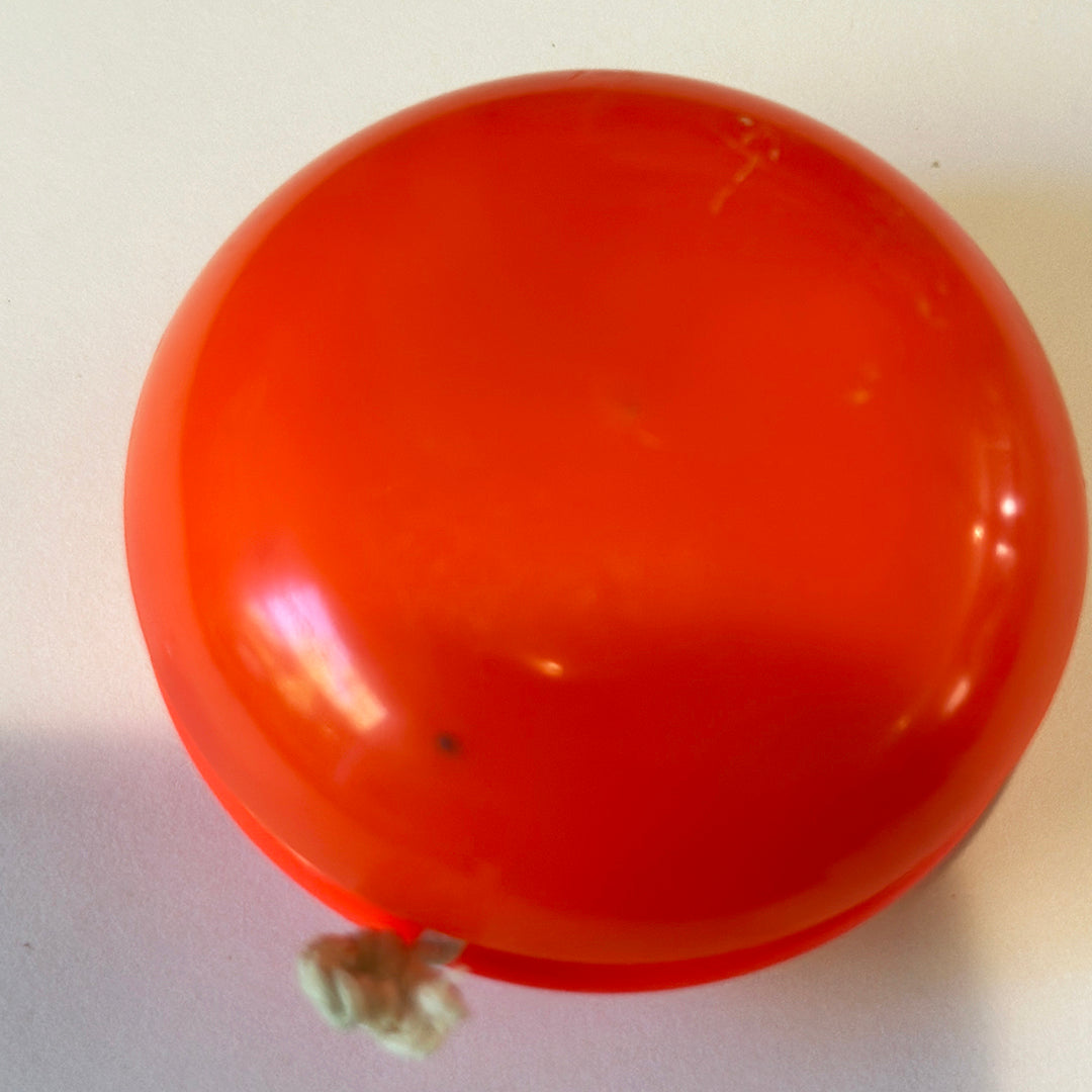 Vintage Duncan Orange Neo Plastic Yo-Yos - Made in USA 90s Good Condition — view 3