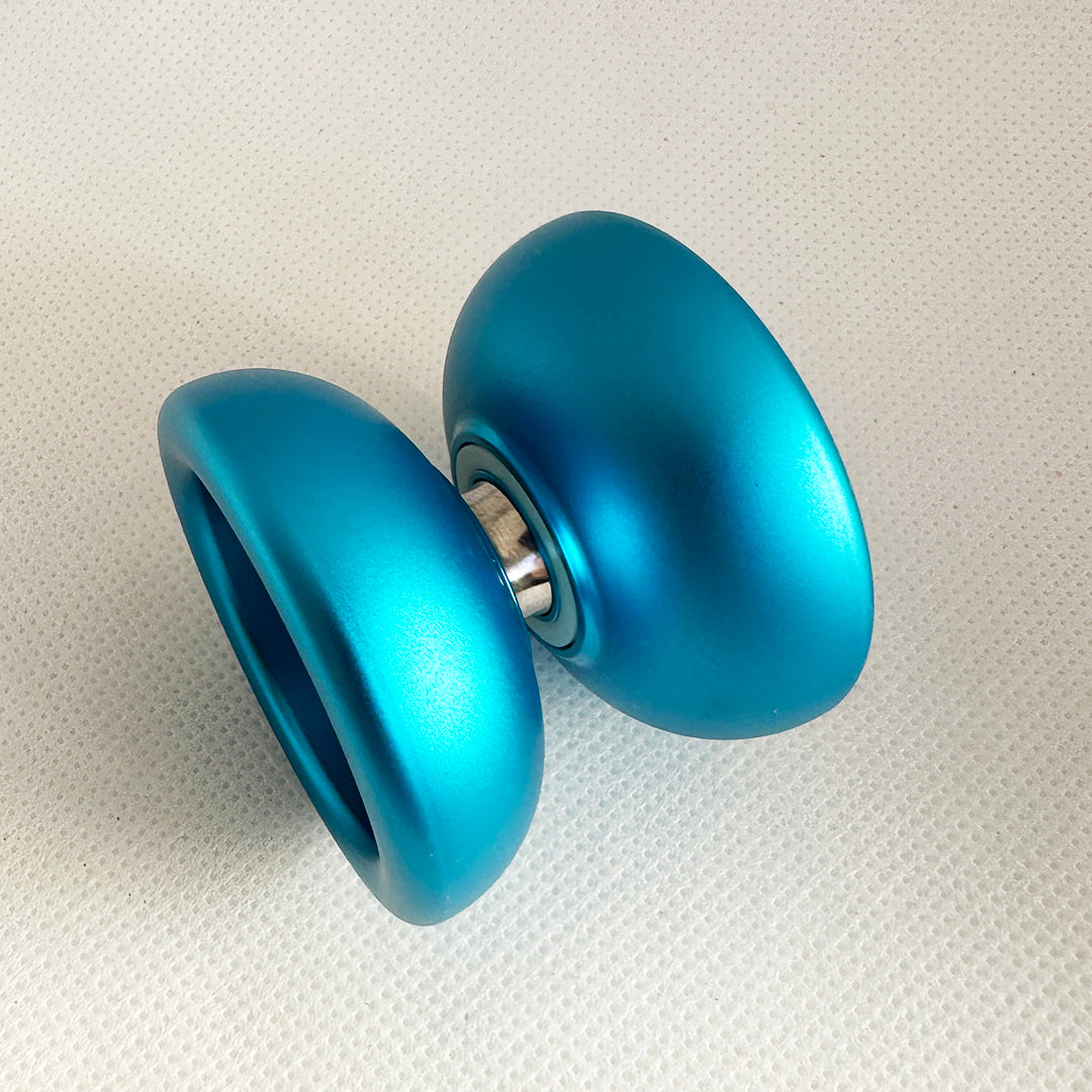 Dream Yo Aluminum Bearing yo-yo Excellent Condition Blue — view 3