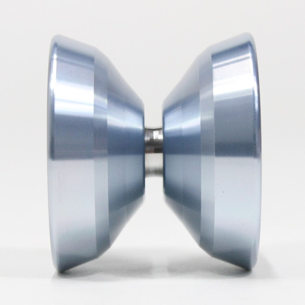 Yoyorecreation Hope Bi-Metal Yo-Yo - Aluminum Body with Stainless Steel Inner Ring — view 3