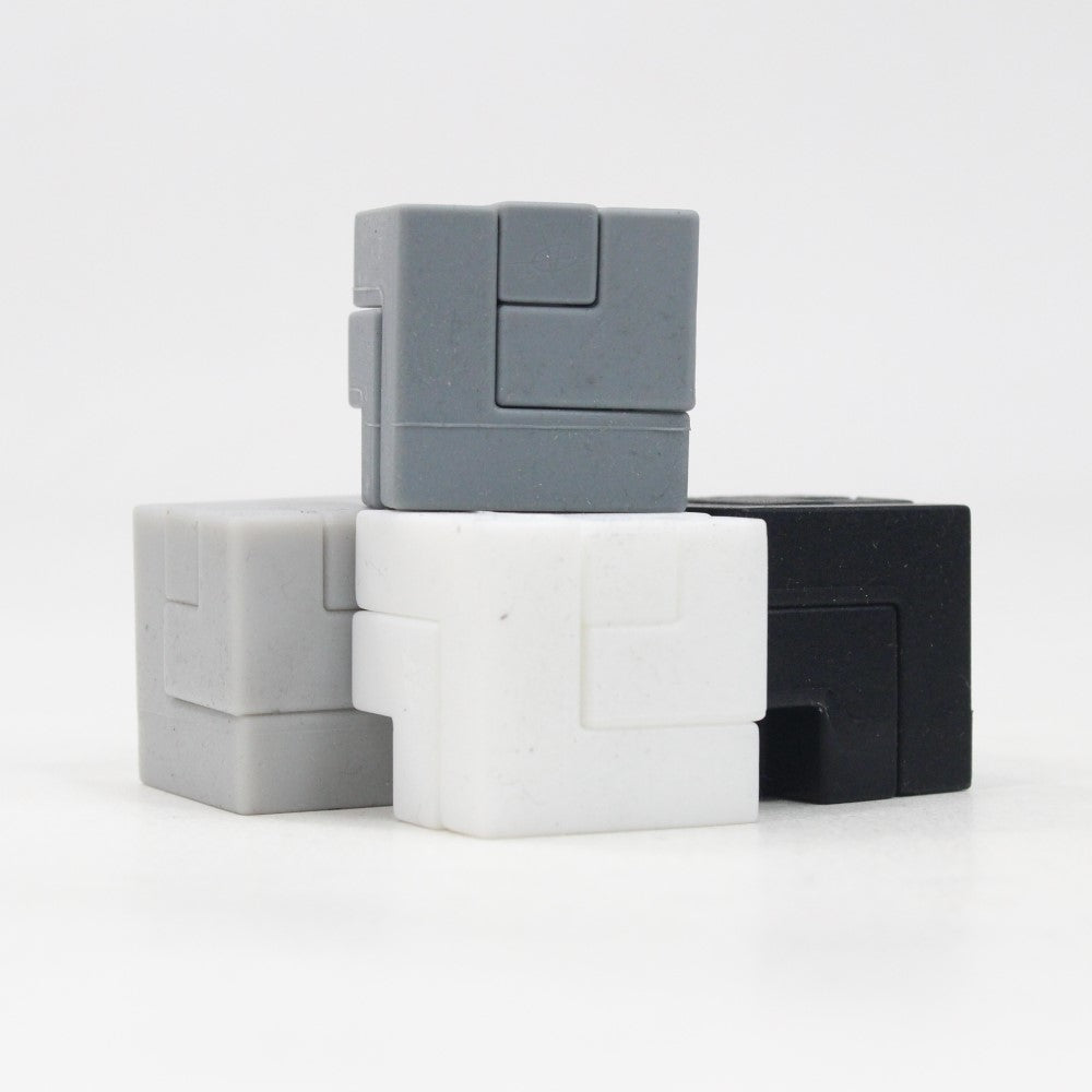 AroundSquare Deco Blocks Untitled 1 -Different Shapes Puzzle Desk Toy - 16 Piece Skill Toy — view 2
