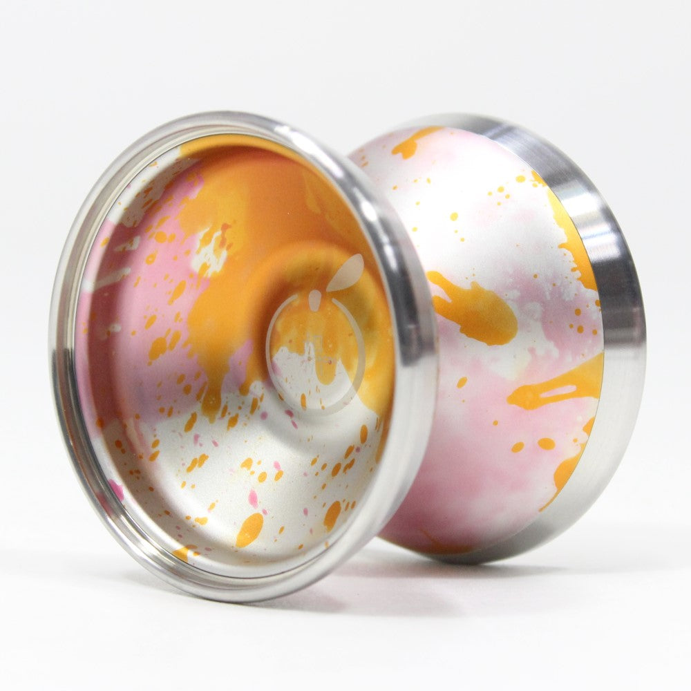 JIGUN Karatachi Yo-Yo - Bimetal 7075 Aluminum with Stainless Steel Rims - Lu Han Signature YoYo — view 3