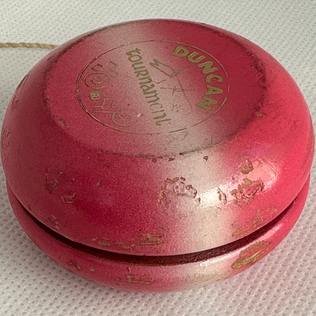 Vintage Duncan Tournament "crossed flags" Yo-Yo - Pink 50s — view 3