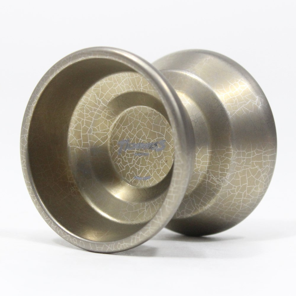 W1LD (Worldwide 1nnovative Leading Design) Tilderness Yo-Yo - Titanium YoYo — view 4