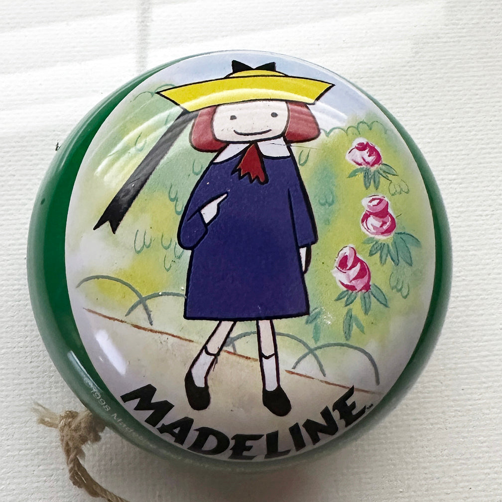 Collectable Vintage Madeline Tin Yo-Yo - Excellent condition