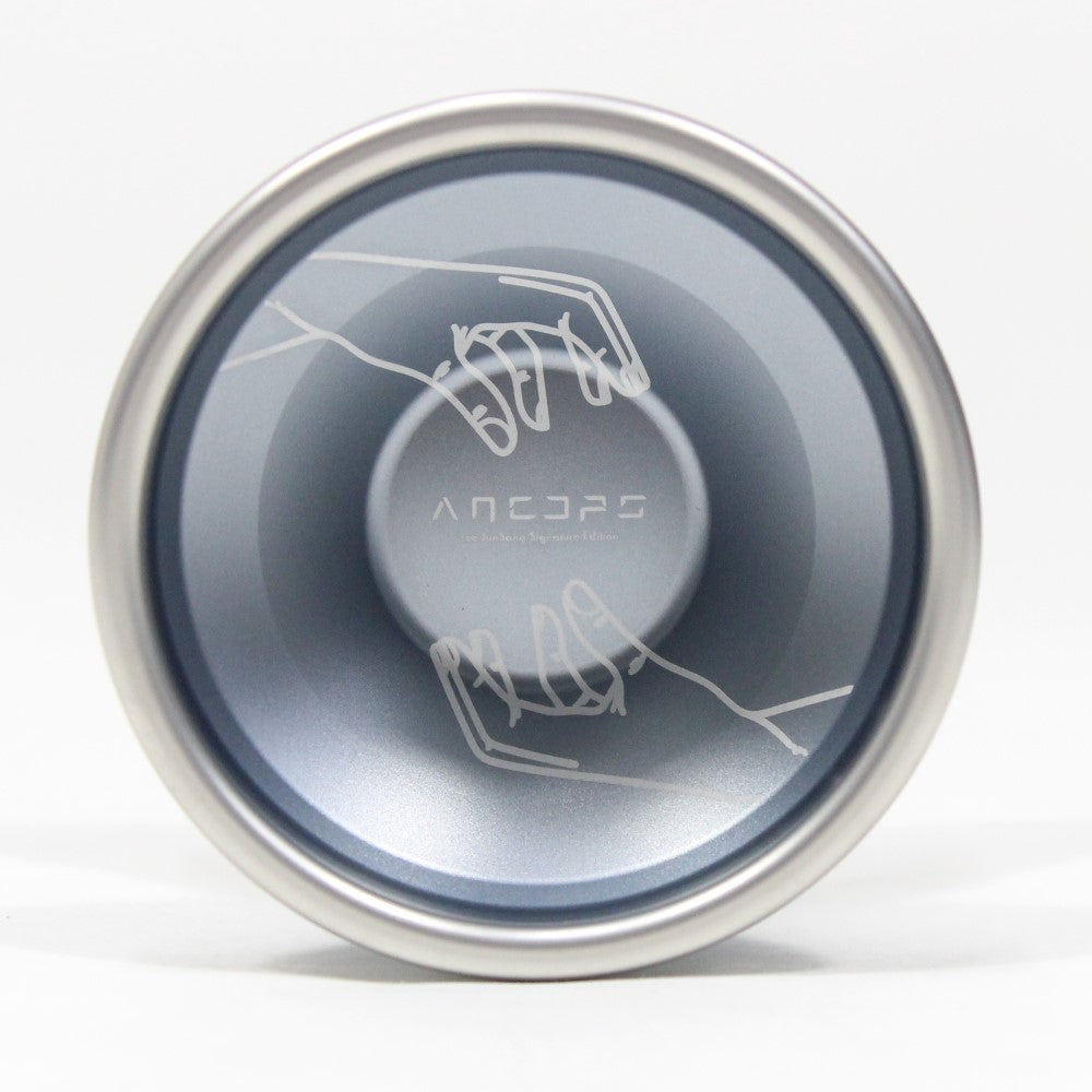 W1LD (Worldwide 1nnovative Leading Design) Anceps Yo-Yo - Bi-Metal - Jae Hwi Seung Signature YoYo — view 12