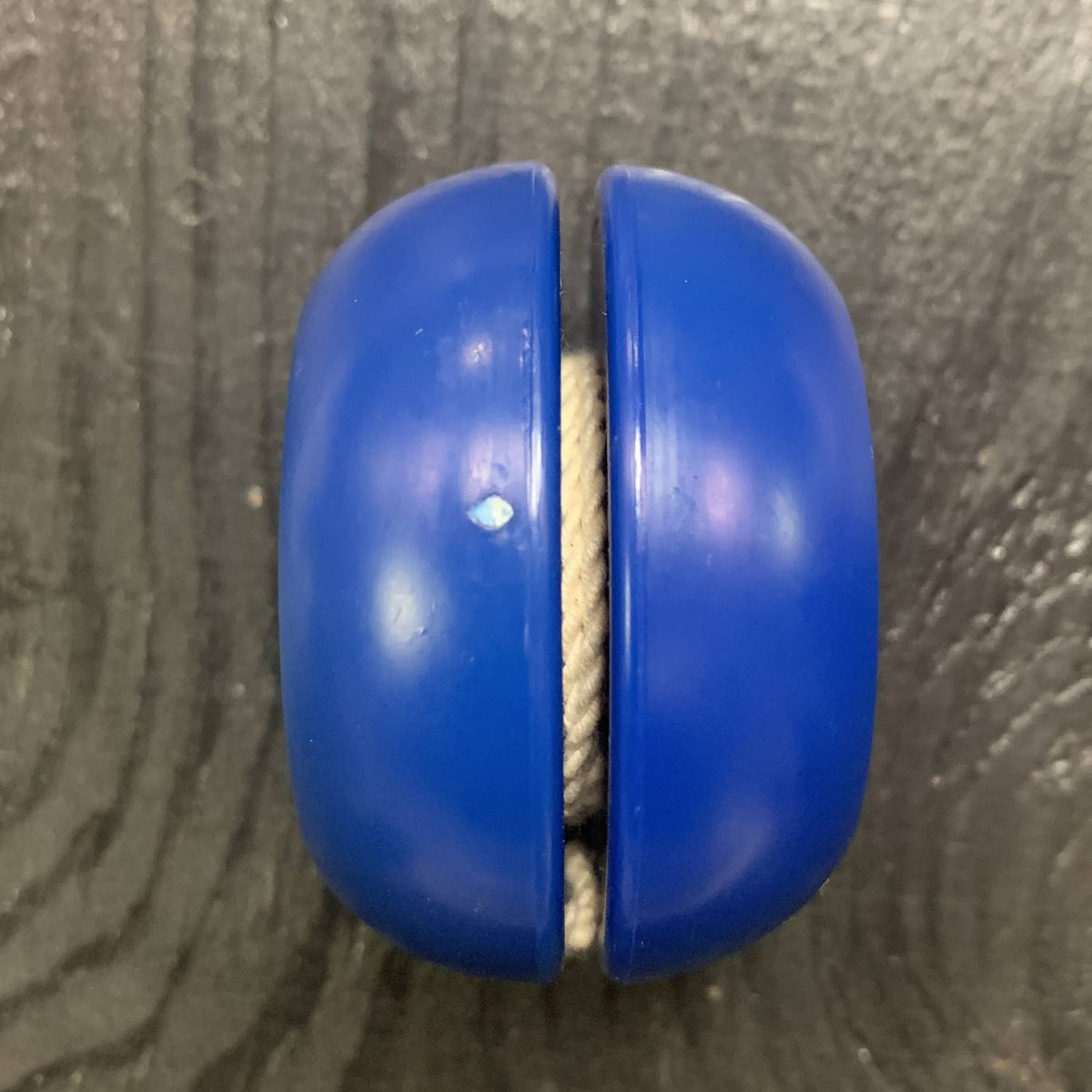 Vintage Plastic Enron Yo-Yo Blue very good Cond — view 3