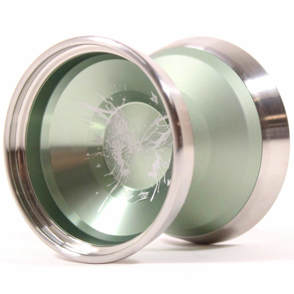 W1LD (Worldwide 1nnovative Leading Design) Shy Yo-Yo - Bi-Metal - Hanyang Shen Signature YoYo — view 2
