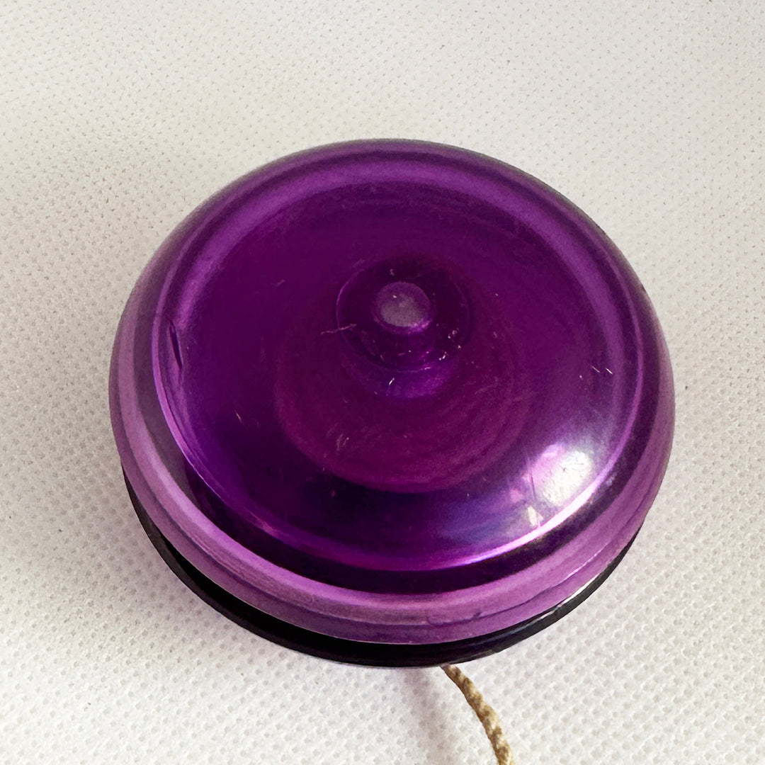 Vintage Duncan Fluer-de-lis Imperial Yo-Yo -Purple-Very Good Condition-Made in USA — view 3
