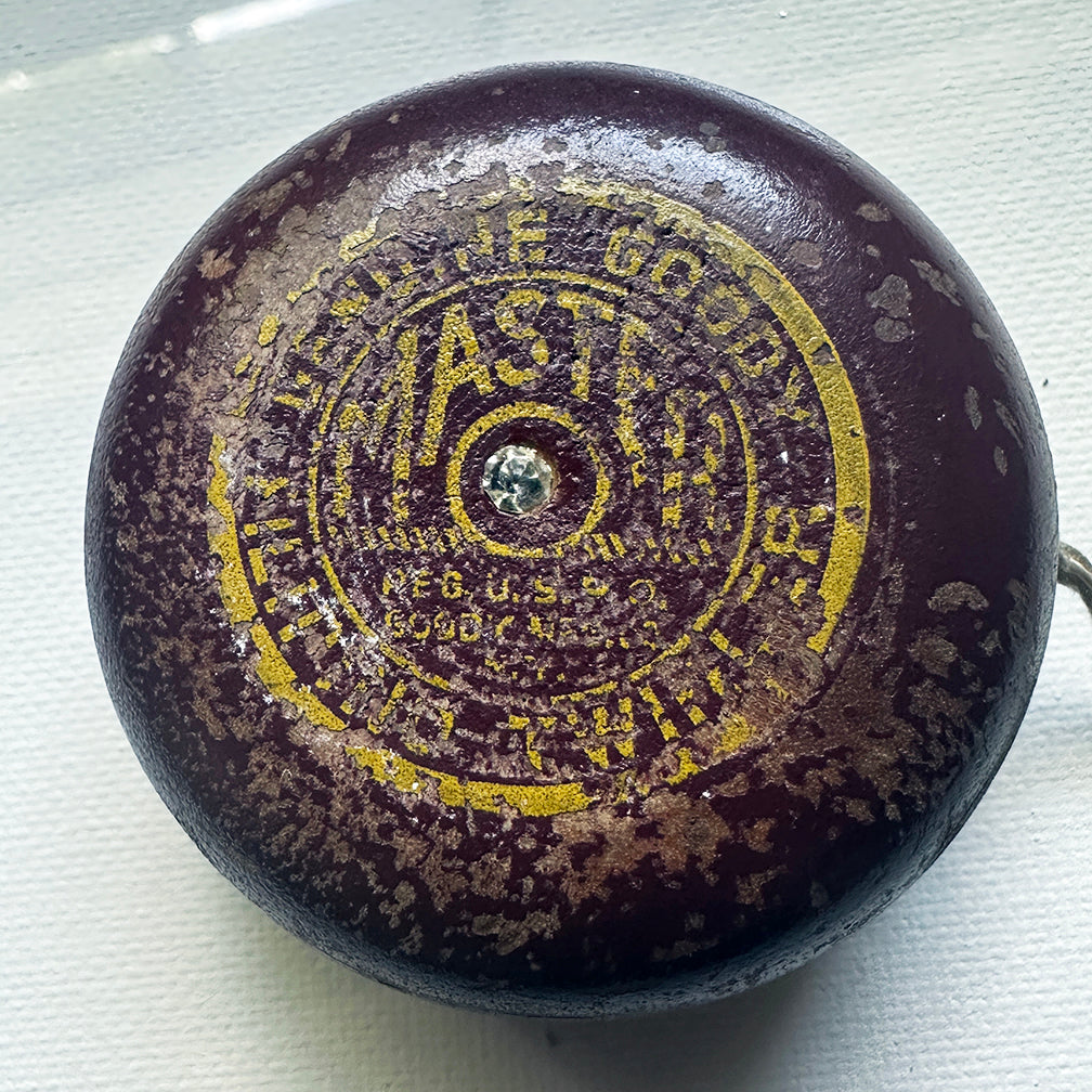 Goody Master Filipino Twirler Yo-Yo - Wood, 1950s - Brown with original jewel — view 4