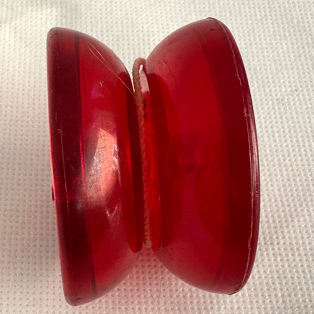 Vintage Duncan Butterfly Yo-Yo - Early 90s Transluscent Red Very Good Condition — view 3